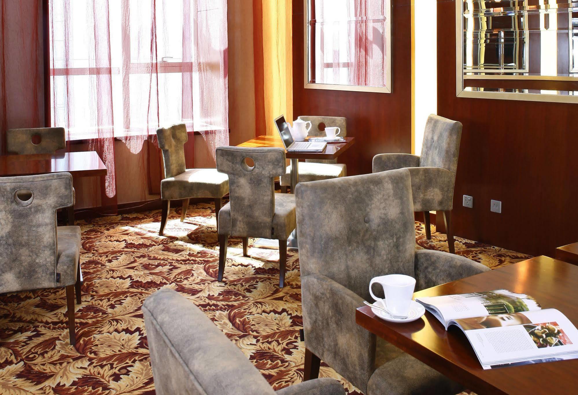 Ariva Beijing West Hotel Exterior foto